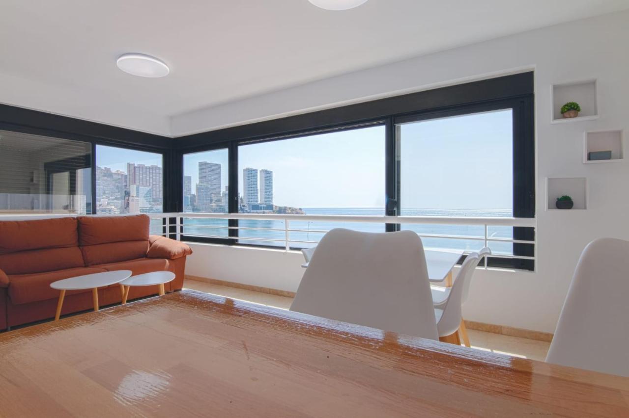 Luminoso Apartamento En Primera Linea De Playa Benidorm Bagian luar foto
