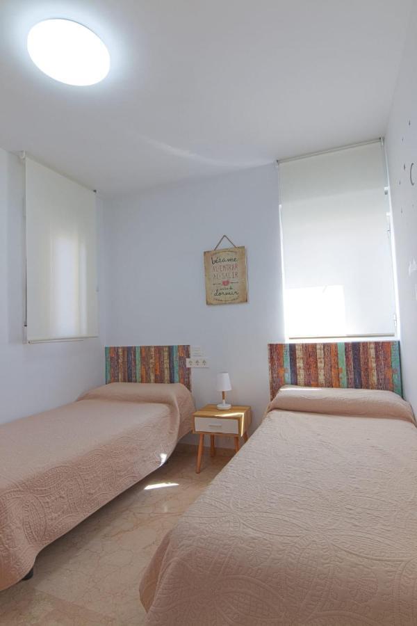 Luminoso Apartamento En Primera Linea De Playa Benidorm Bagian luar foto